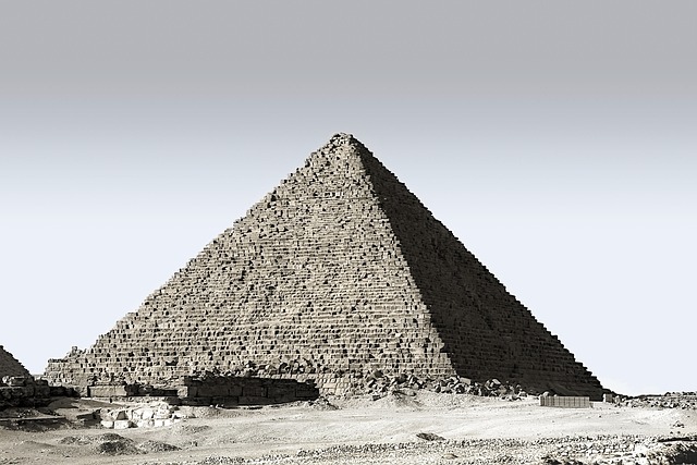 pyramida